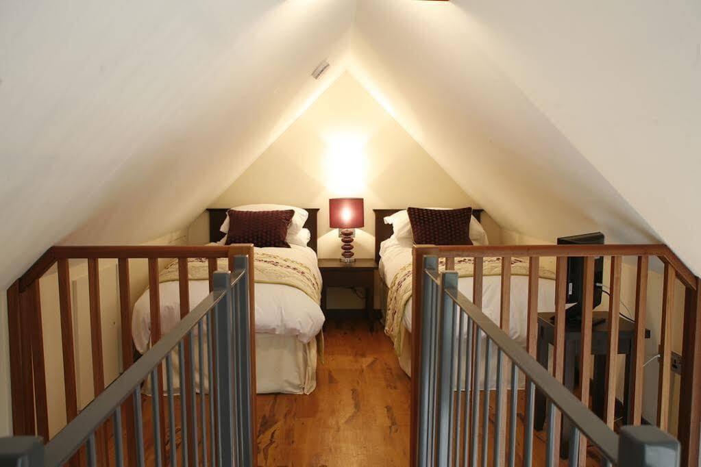 Northbrook Park Mews Villa Rowhedge Buitenkant foto